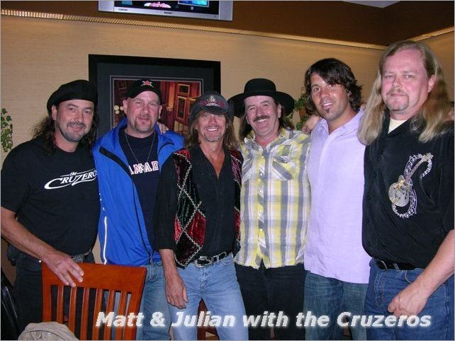 Matt & Julian with the Cruzeros 